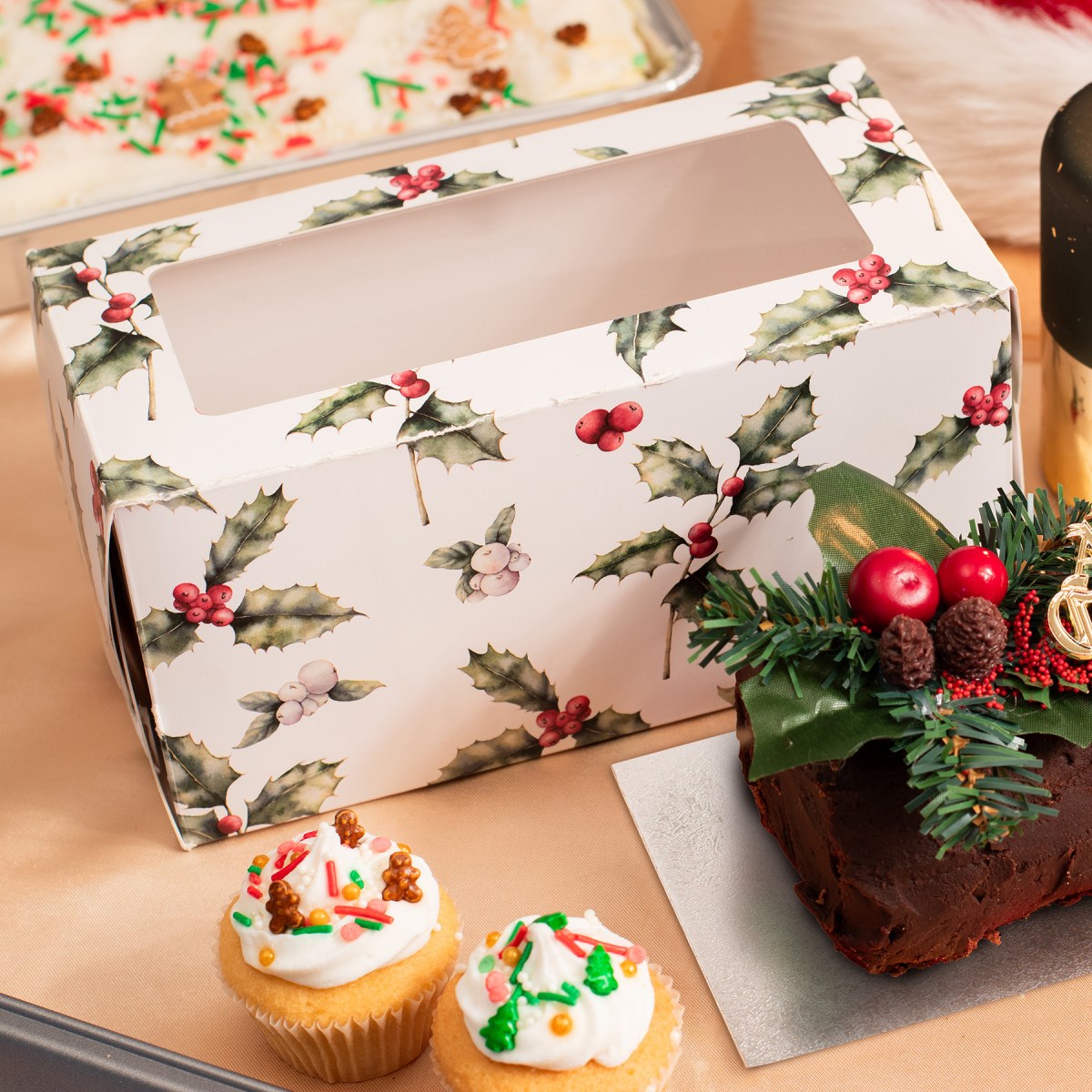 Christmas Cake/Log/Cupcake Box Vintage Holly Xmas Festive Yule Clear Window Treats. Choose your size.